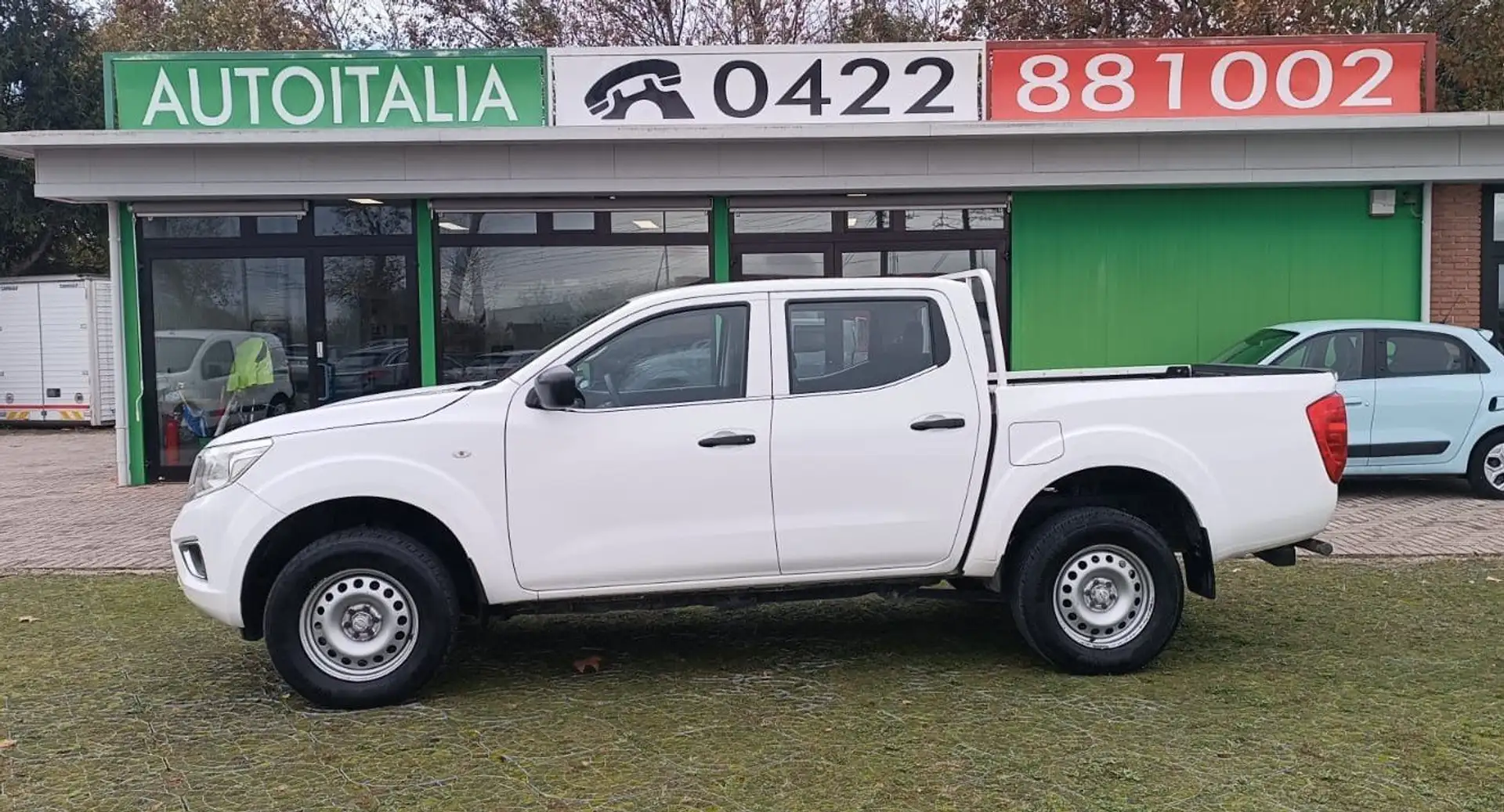Nissan Navara III 2.3 dci d.cab Visia 4wd 163cv my19-più IVA Blanc - 1