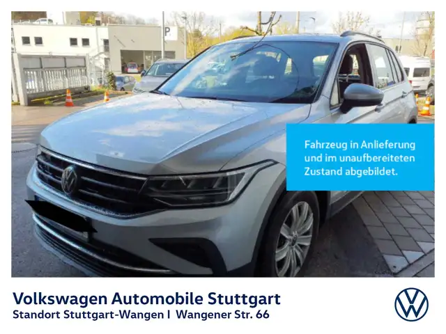 Volkswagen Tiguan Life 2.0 TDI DSG Navi Kamera Stdhzg Pano