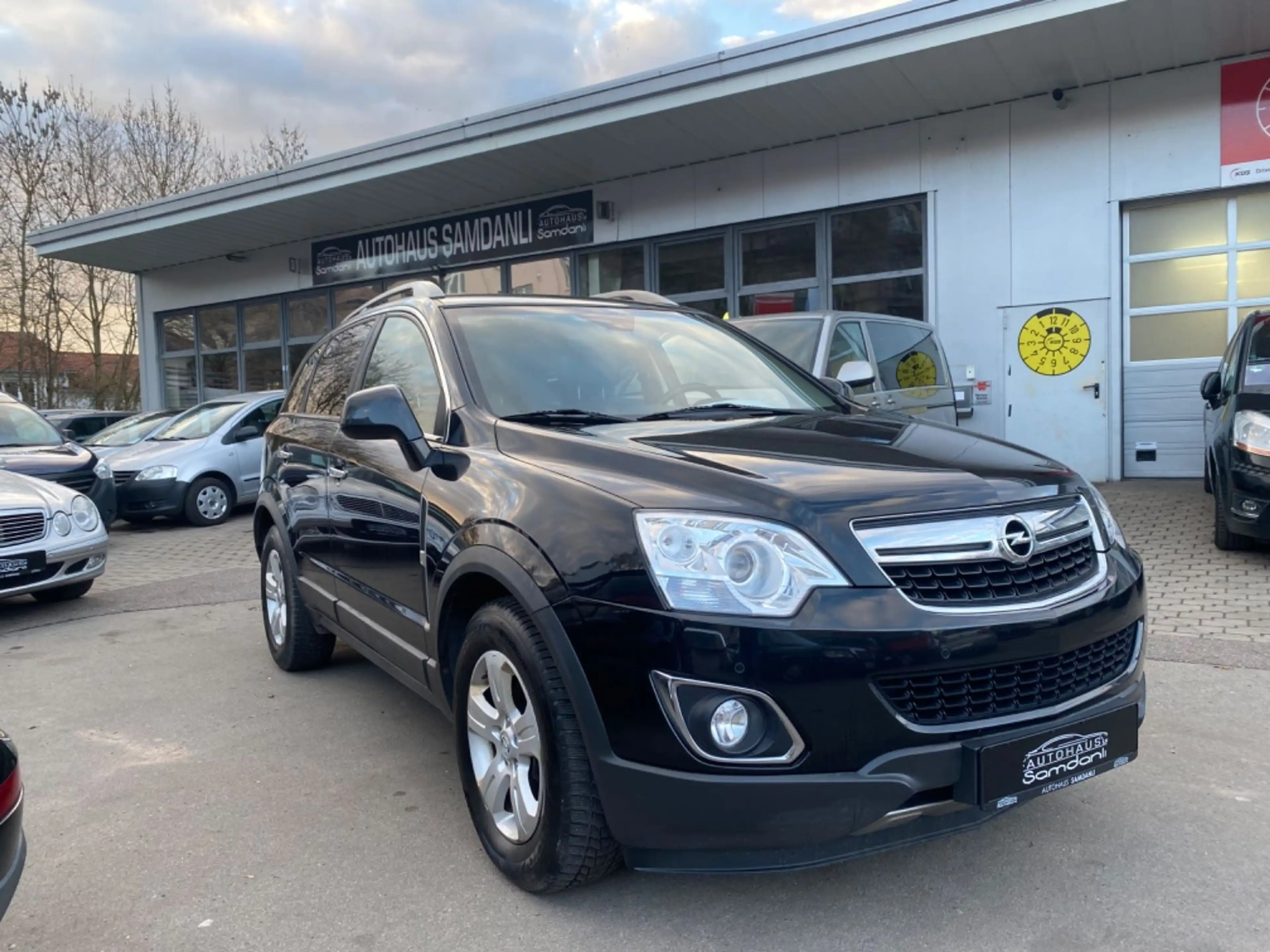 Opel Antara Cosmo 4x4*LEDER*SCHIEBEDACH*XENON*AHK*PDC — photo 4