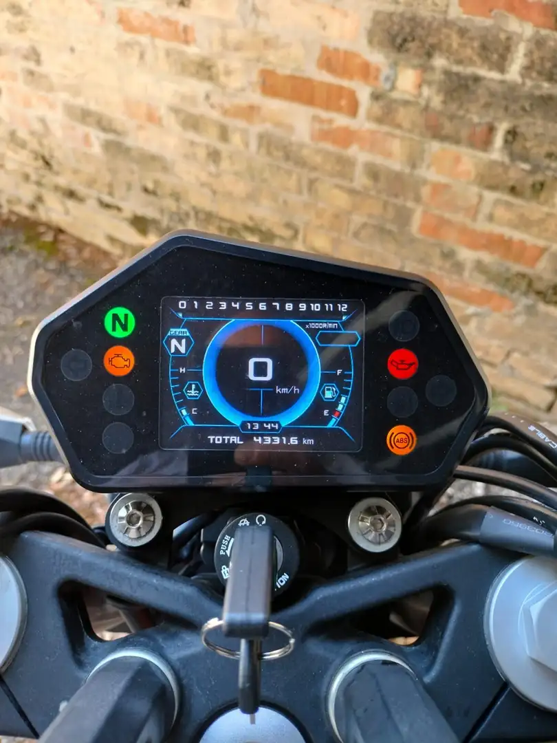 Benelli BN 302 marmitta harrow, gomme nuove appena montate Noir - 1