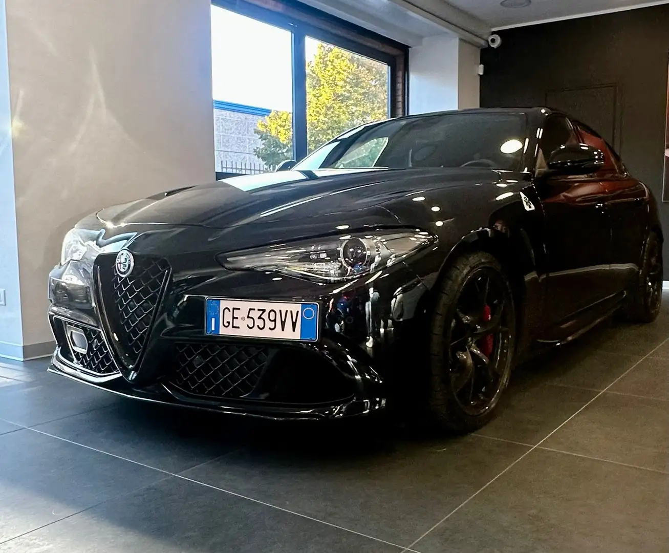 Alfa Romeo Giulia Giulia 2020 2.9 V6 Quadrifoglio 510cv auto Schwarz - 2
