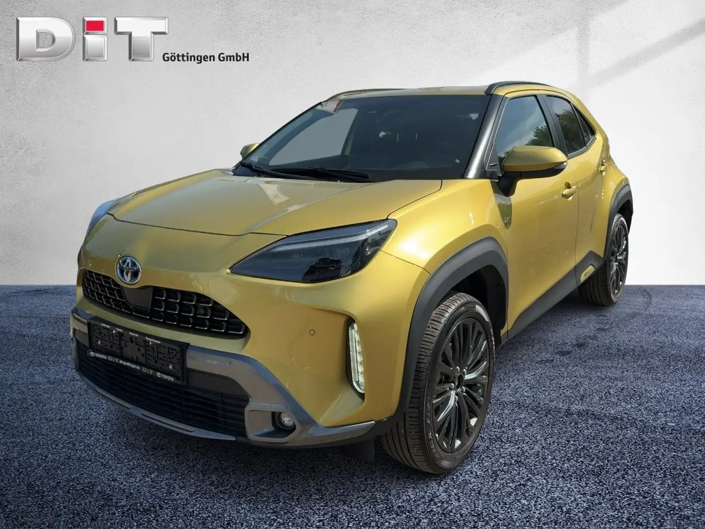 Toyota Yaris Cross 1.5 E -i Adventure 4X4 FLA HUD DynLi Gold - 2
