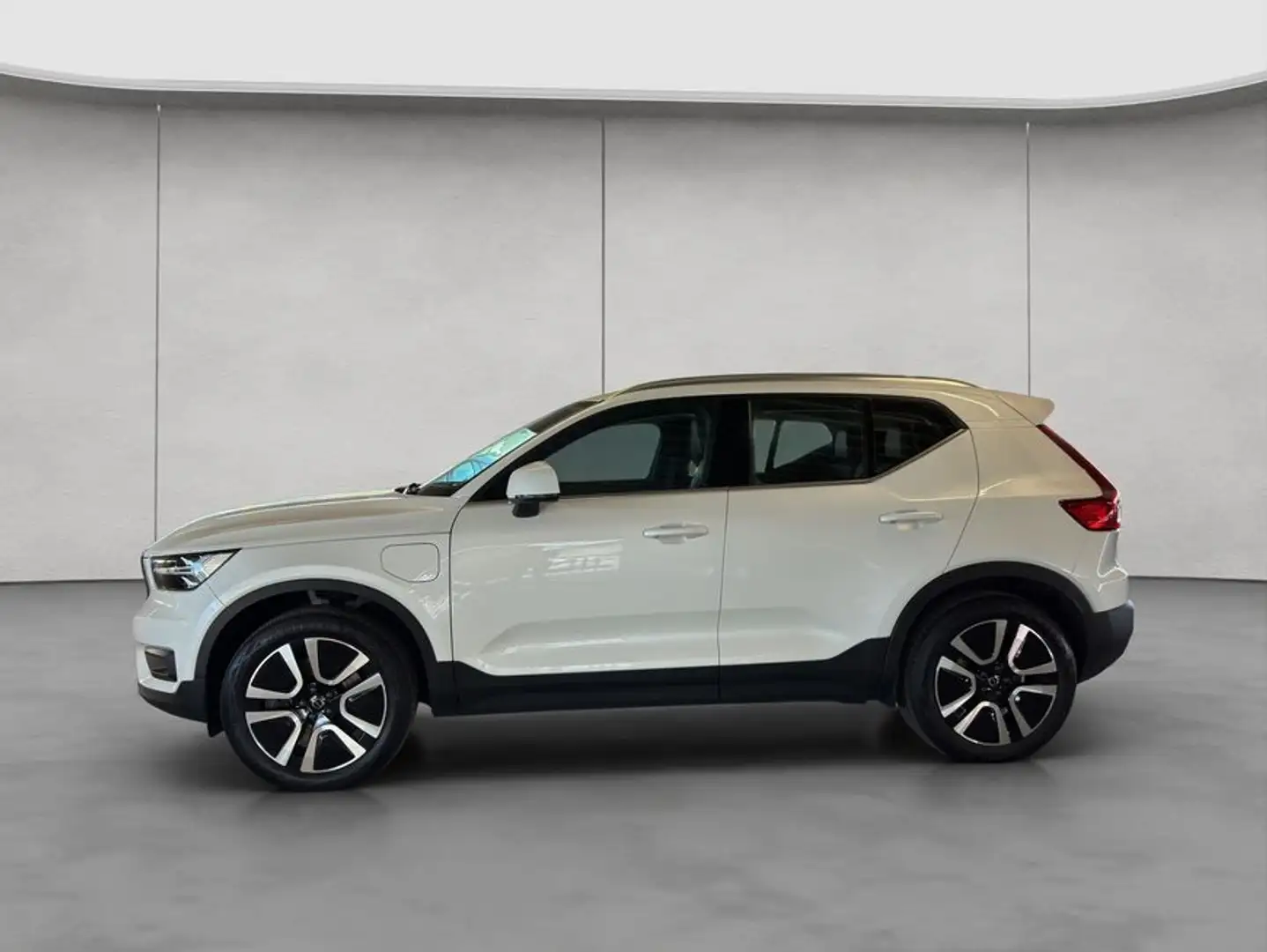 Volvo XC40 XC40 T5 Recharge DKG Inscription Weiß - 2
