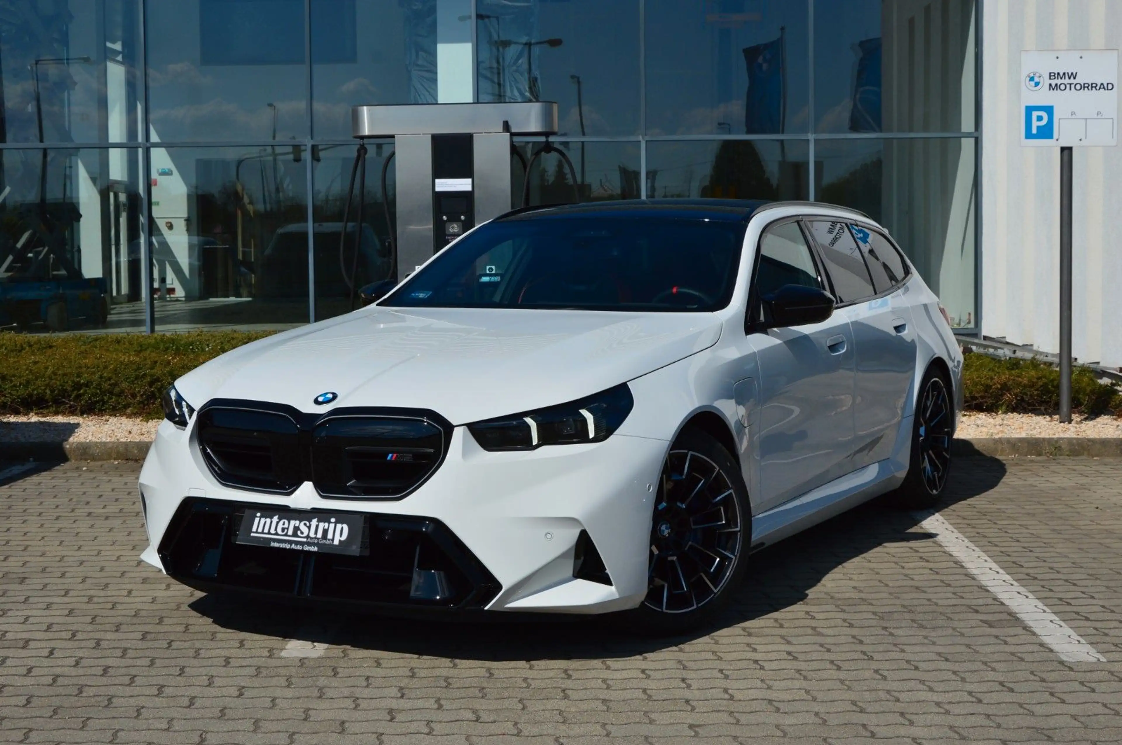 BMW M5 Touring.M DRIVE PRO.DR.ASS.PRO.360.B&W.AHK