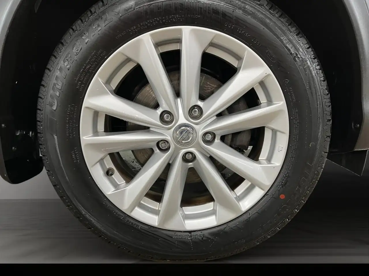 Nissan Qashqai снимка Nissan Qashqai
