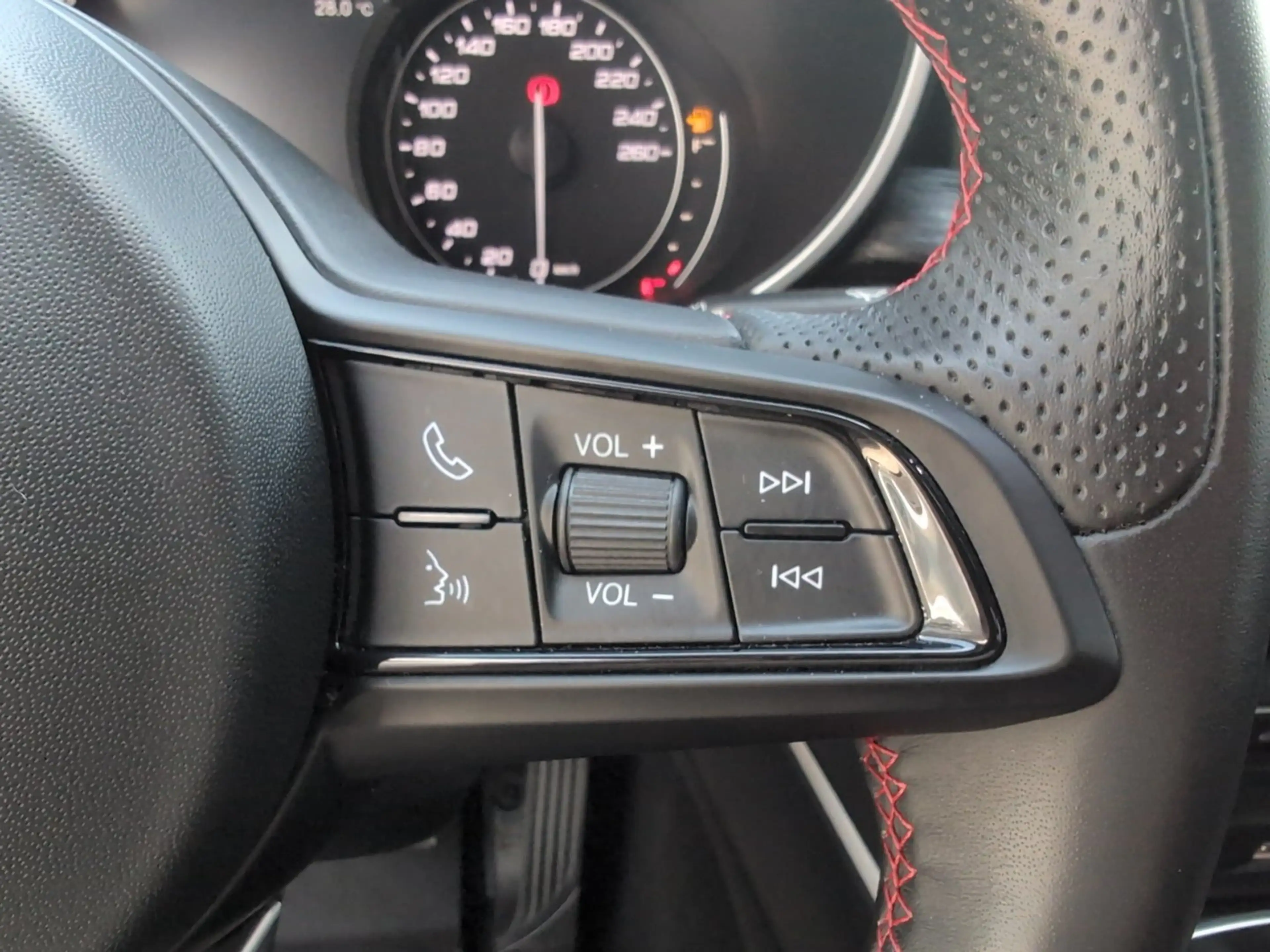 Alfa Romeo Stelvio Business Q4 — photo 12
