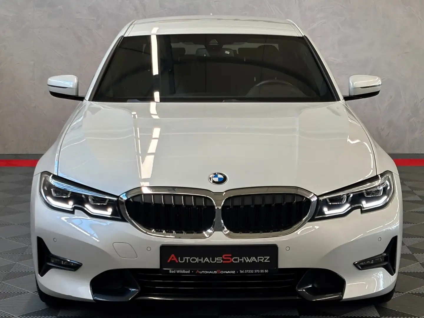 BMW 330 e SportLine limo. Led Leder VirtCock Shadow Blanc - 2