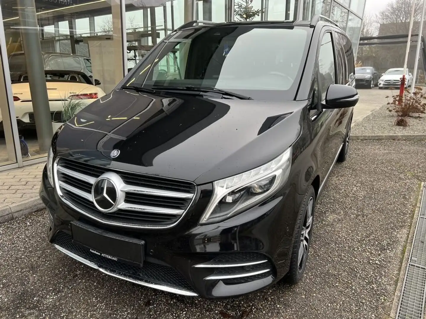 Mercedes-Benz V 250 °AMG Line° 4MATIC ° kompakt° Top Zustand° Schwarz - 1