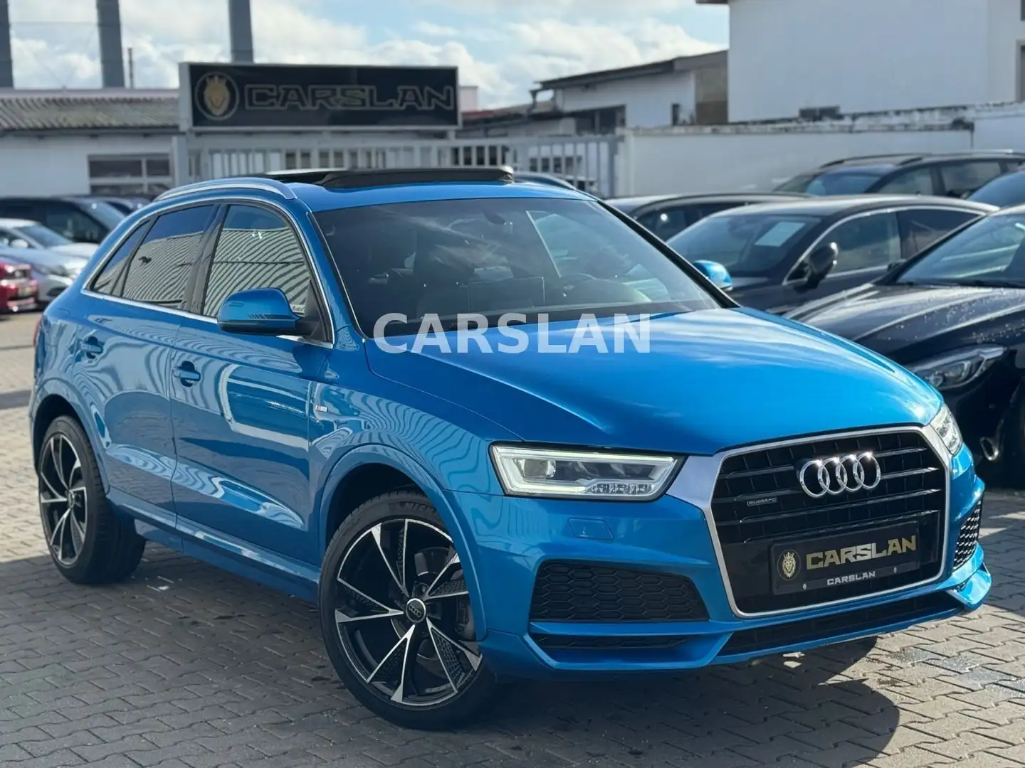 Audi Q3 2.0 TDI QUATTRO S LINE SPORTPAKET / PLUS Blauw - 1