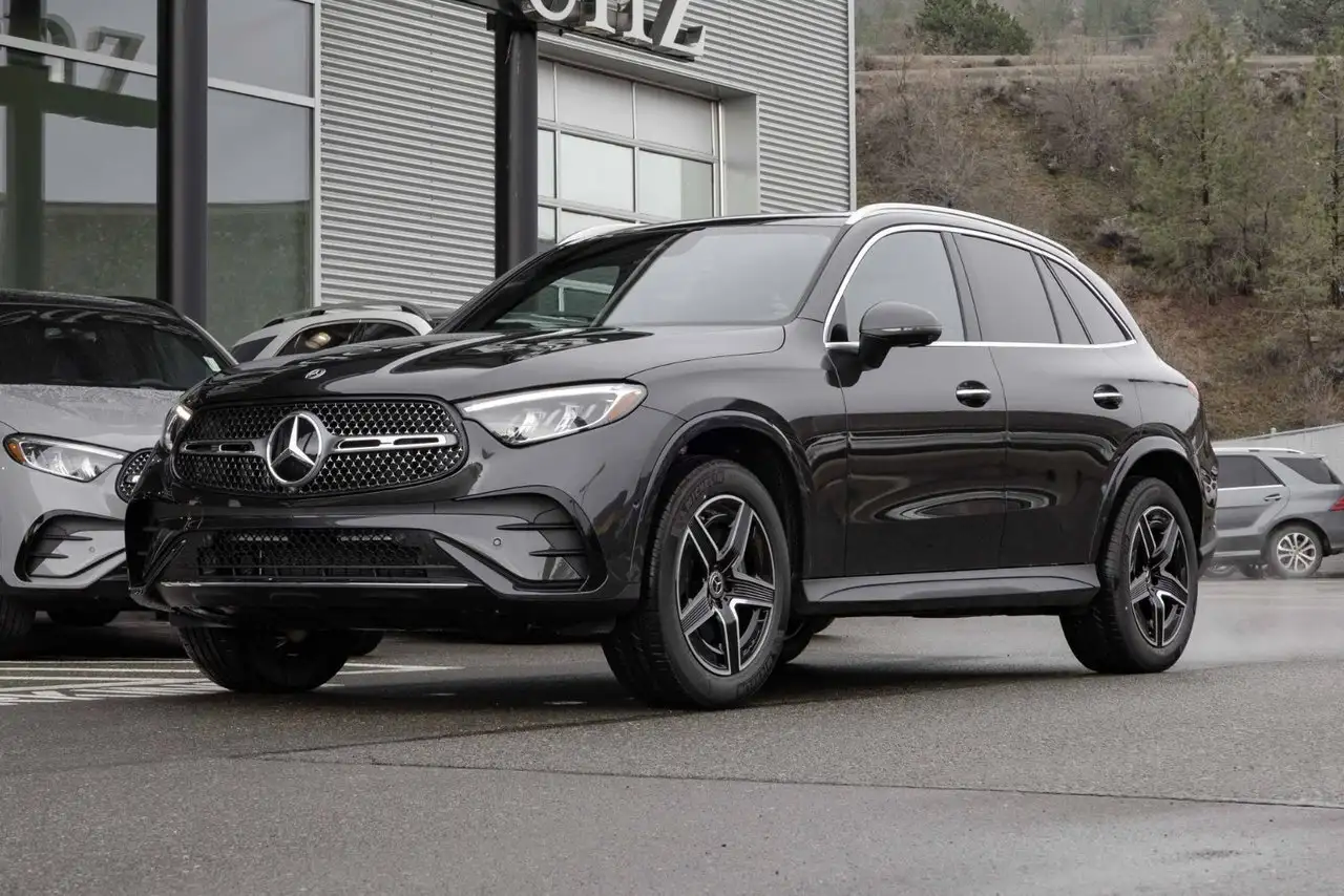 2025 Mercedes-Benz GLC