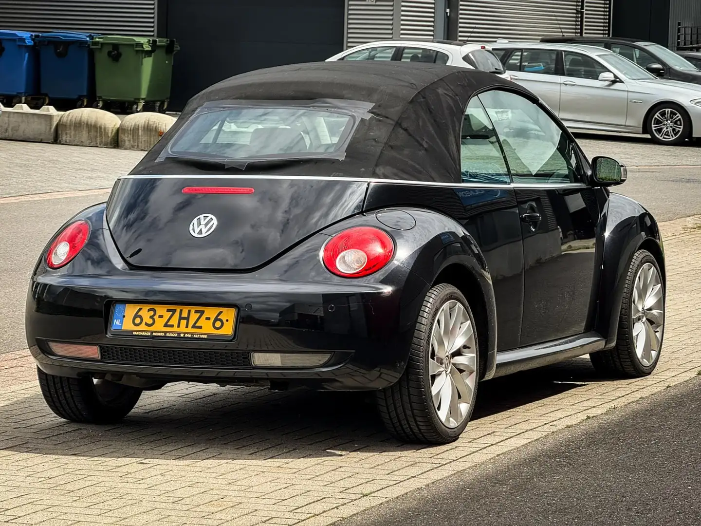 Volkswagen New Beetle Cabriolet 2.0 Highline |Automaat | Airco | Leder | Negru - 2