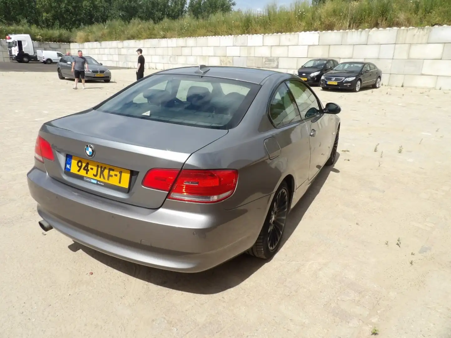 BMW 320 i COUPE - leder - 6 bak - exportprijs - zeer n Grijs - 2