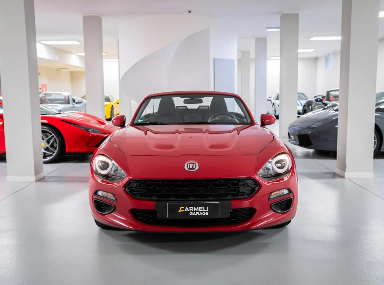 Fiat 124 Spider 1.4 MultiAir-28.000KM Rood - 2