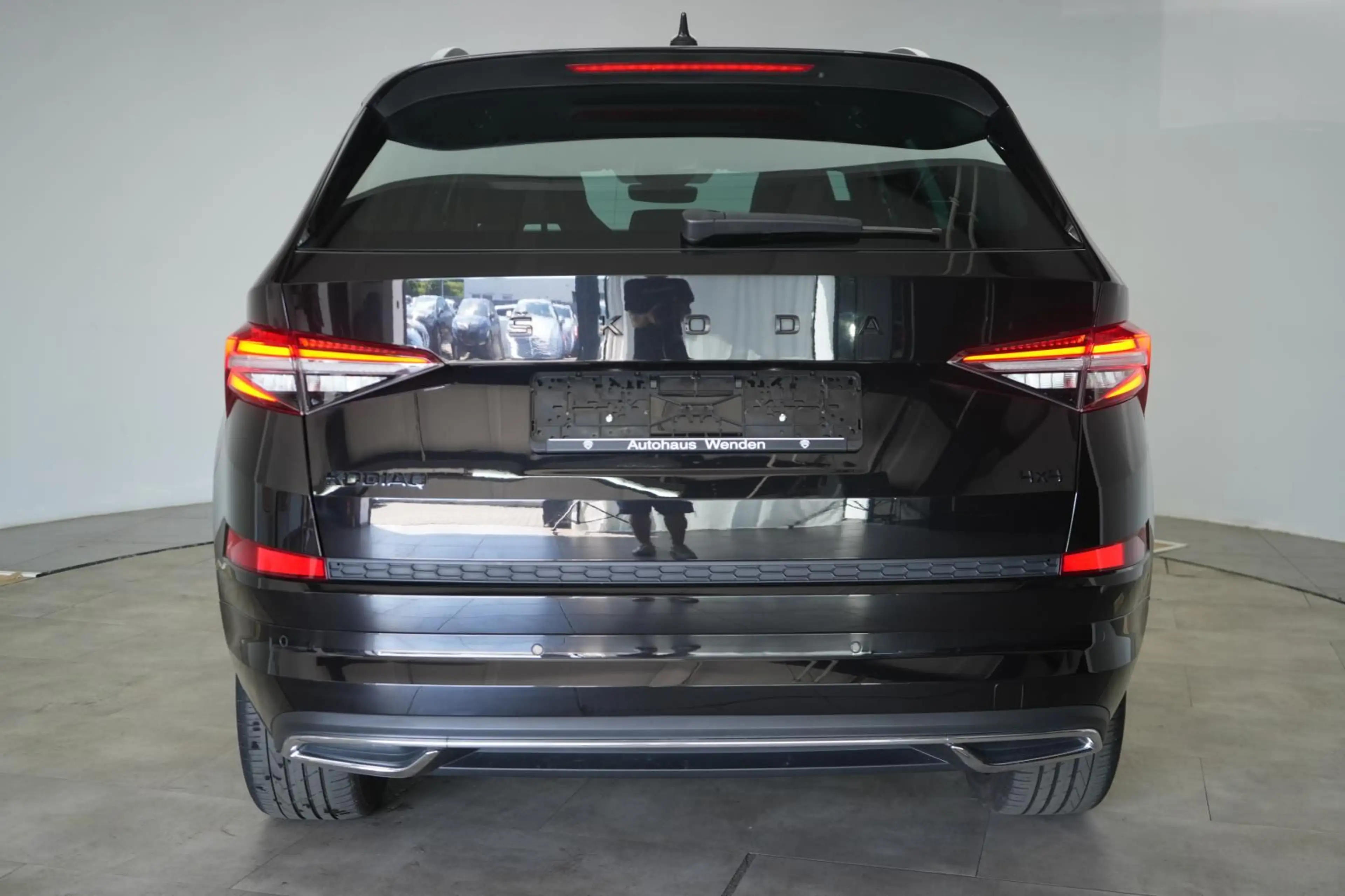 Skoda Kodiaq 2.0 TDI 4x4 DSG Sportline ACC/Virtual/Mat — photo 5