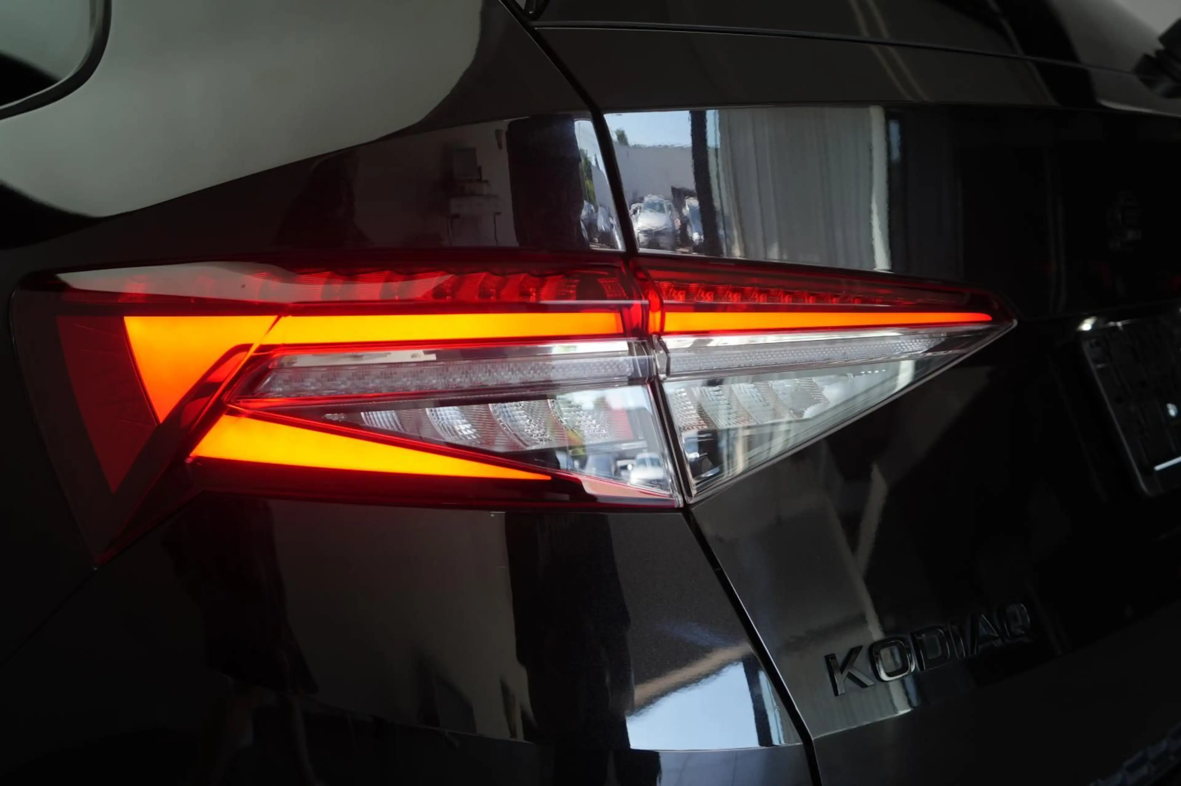 Skoda Kodiaq 2.0 TDI 4x4 DSG Sportline ACC/Virtual/Mat — photo 14