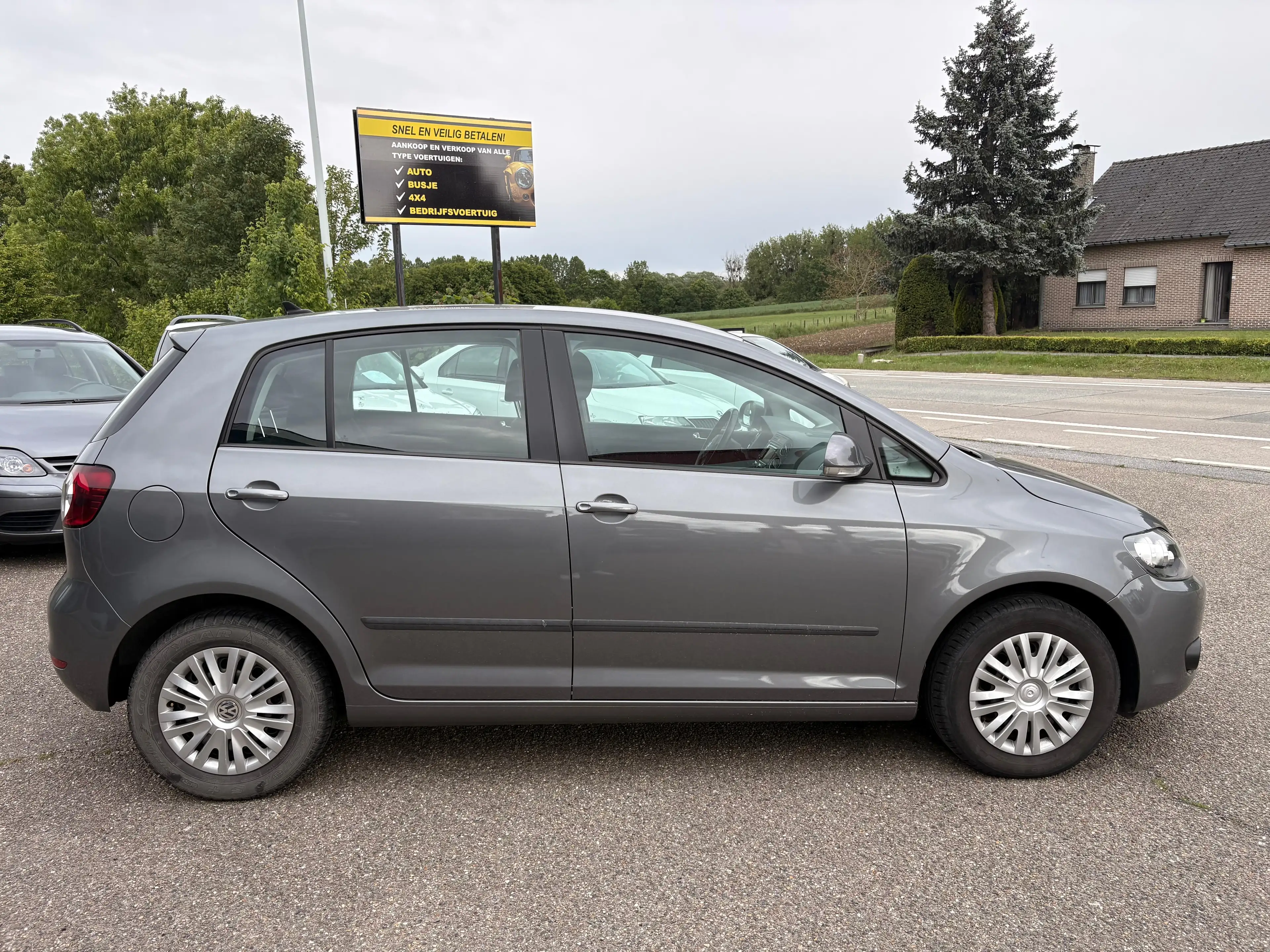 Volkswagen Golf Plus Golf Plus 1.2 TSI Trendline DSG — photo 4