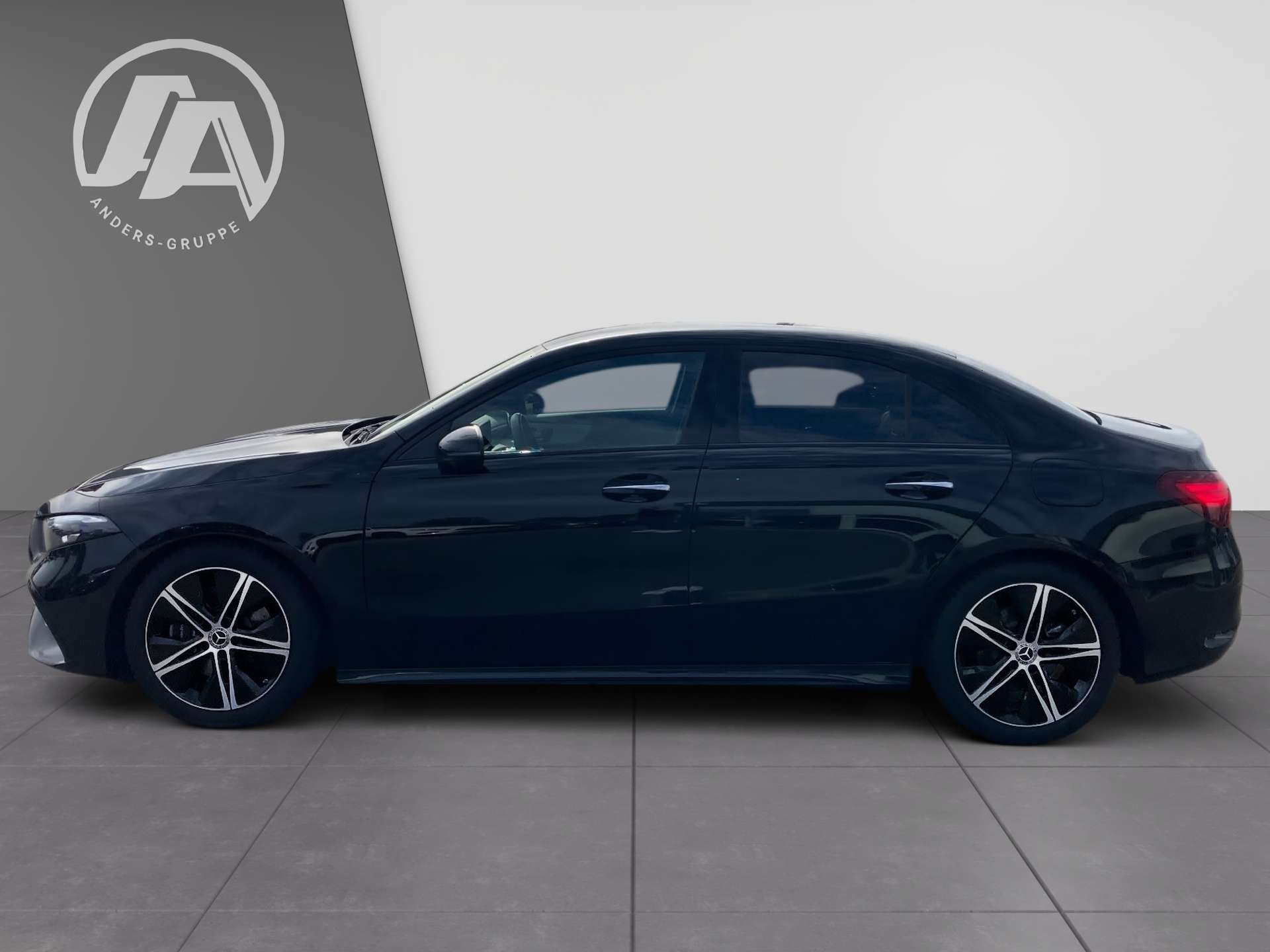 Mercedes-Benz A 220