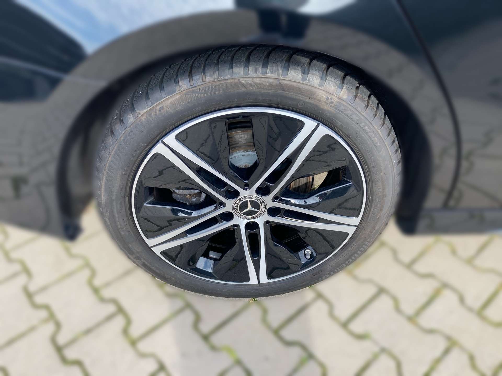 Mercedes-Benz A 220