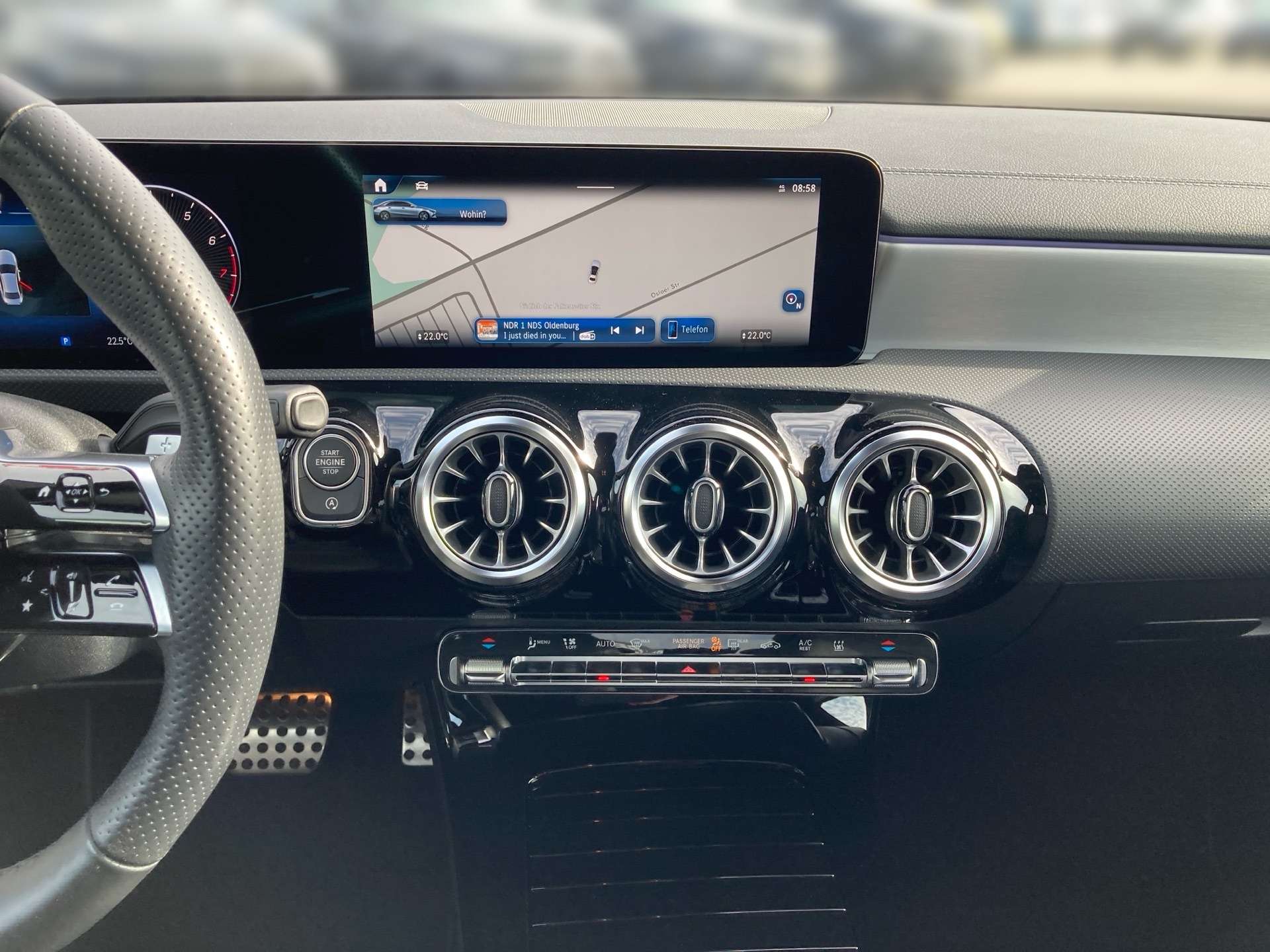 Mercedes-Benz A 220