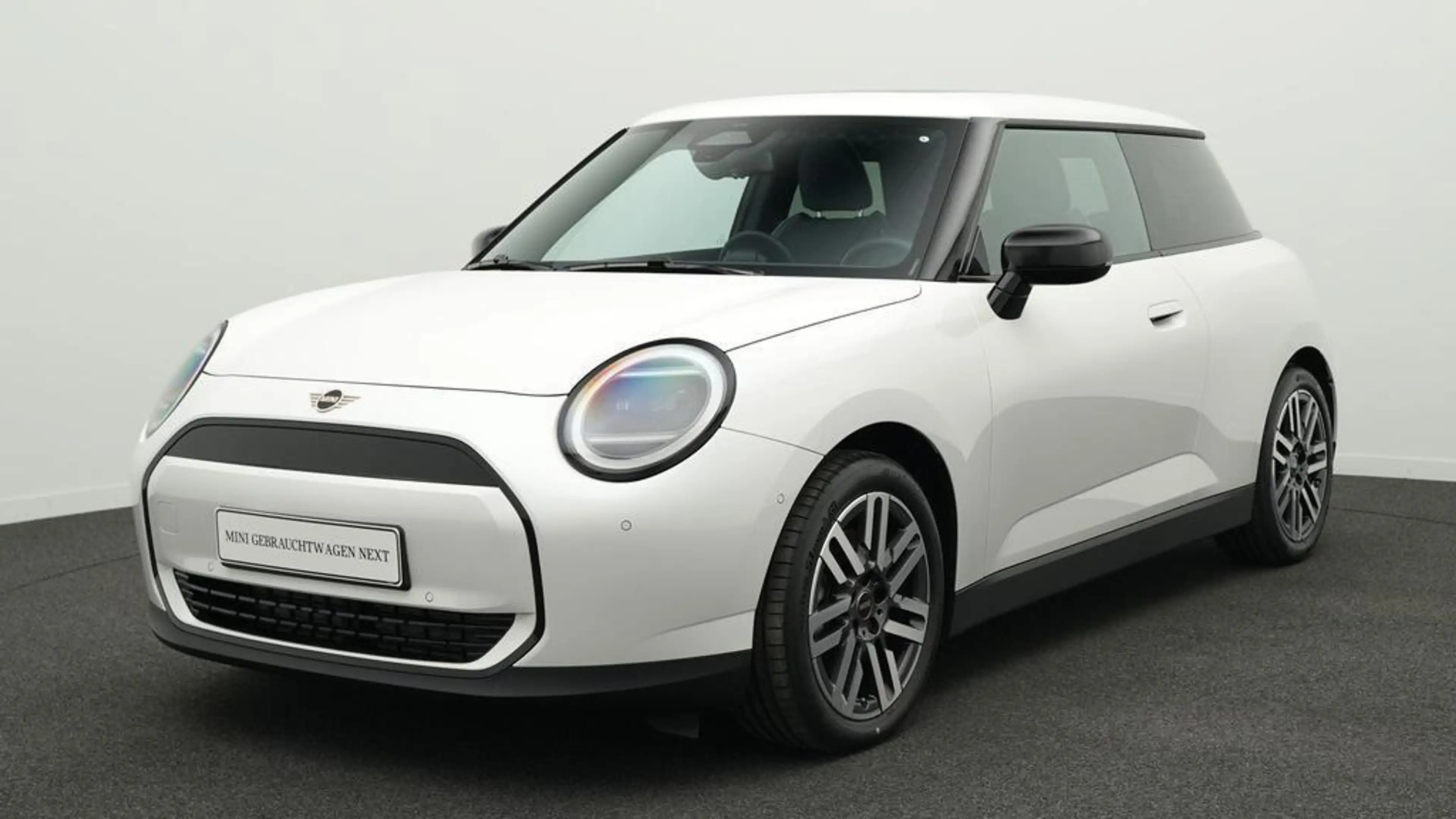 MINI Cooper E Classic Trim