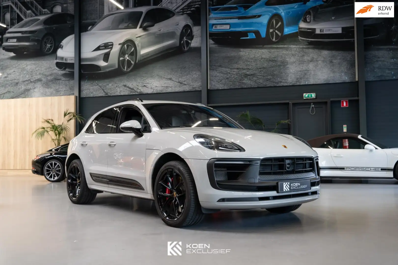 Porsche Macan 2.9 GTS (2021, NL) laatste facelift model in krijt Gris - 1