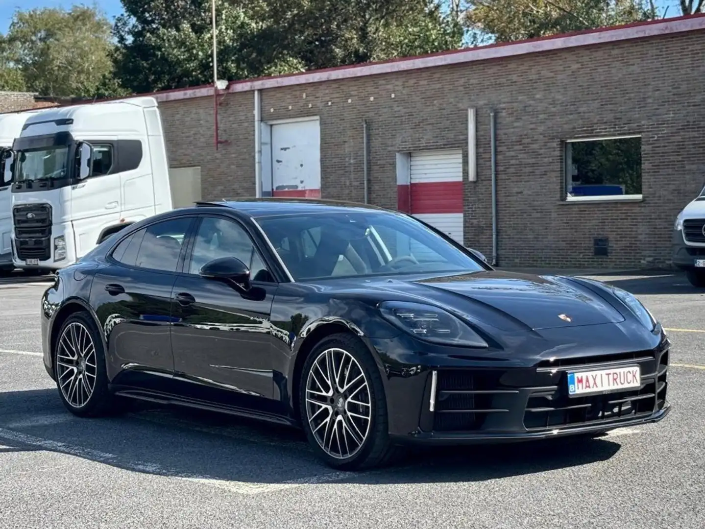 Porsche Panamera HYBRID - 123.100€ - LEASING 2066€/M Noir - 2