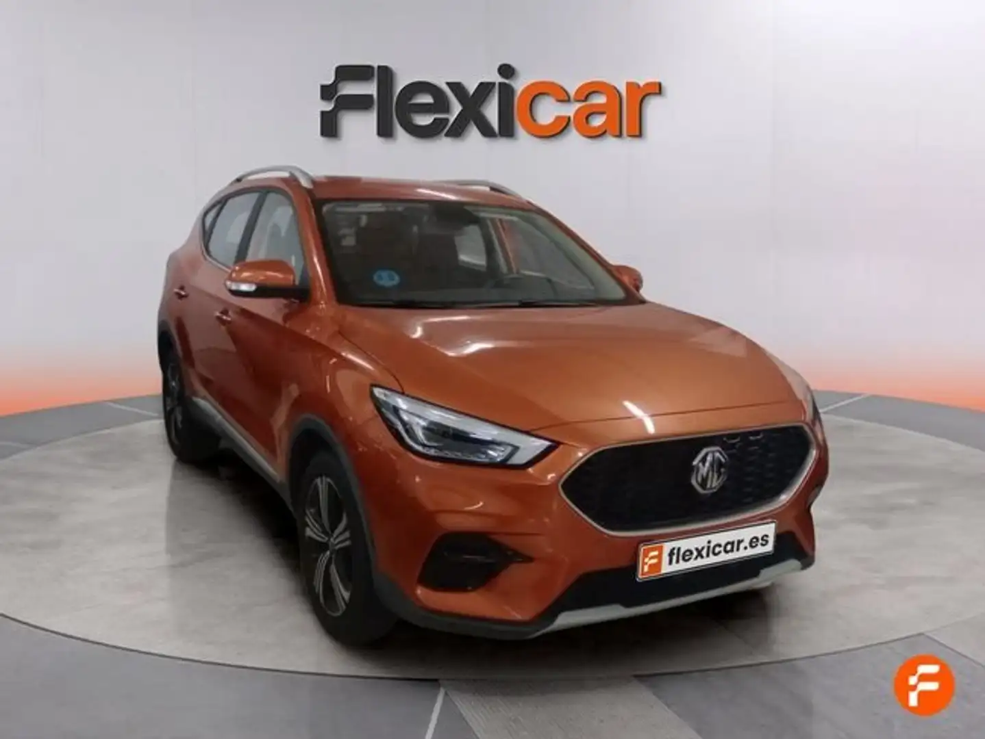 MG ZS 1.5 Comfort Naranja - 2