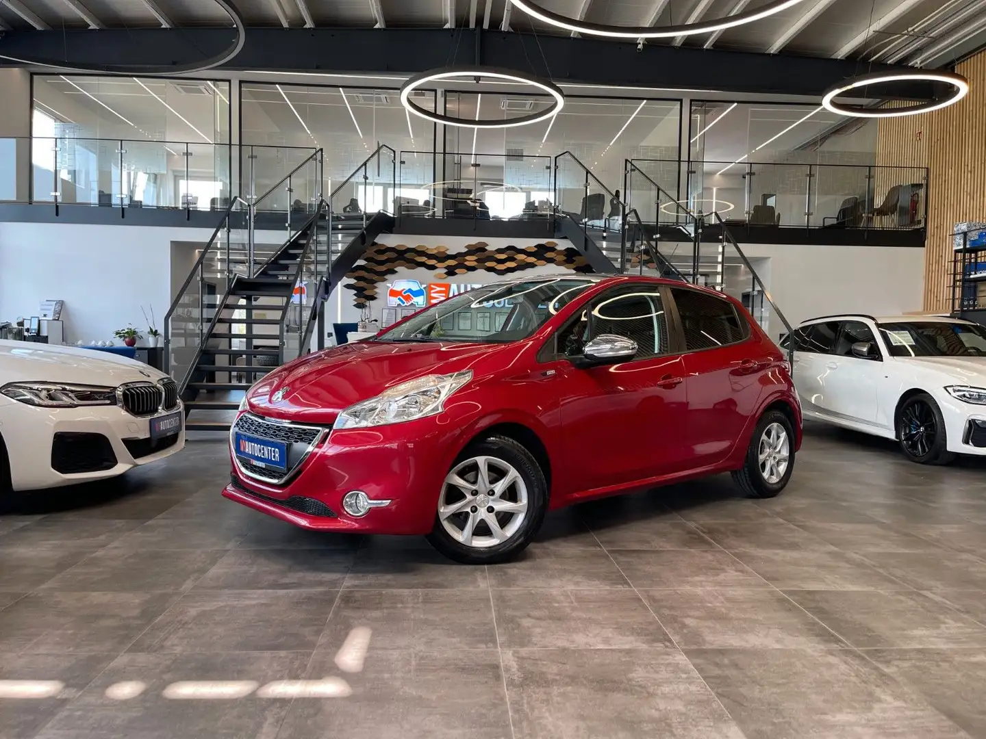 Peugeot 208 Style *Klima*Panoramadach*Touchsc* Rot - 1