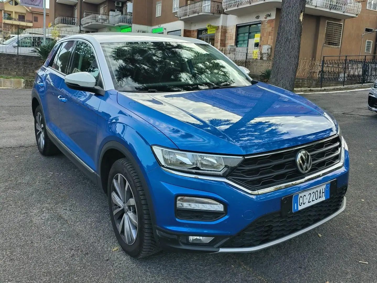 Volkswagen T-Roc 1.0 110Cv Advanced IN ARRIVO PRONTA CONSEGNA Bleu - 2