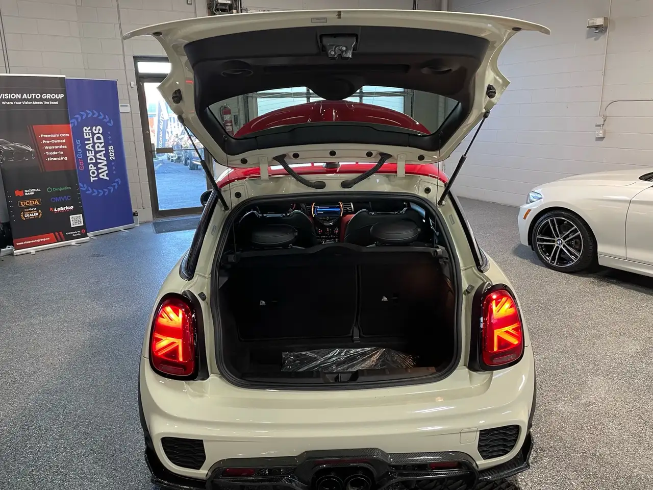 MINI 3 Door снимка MINI 3 Door