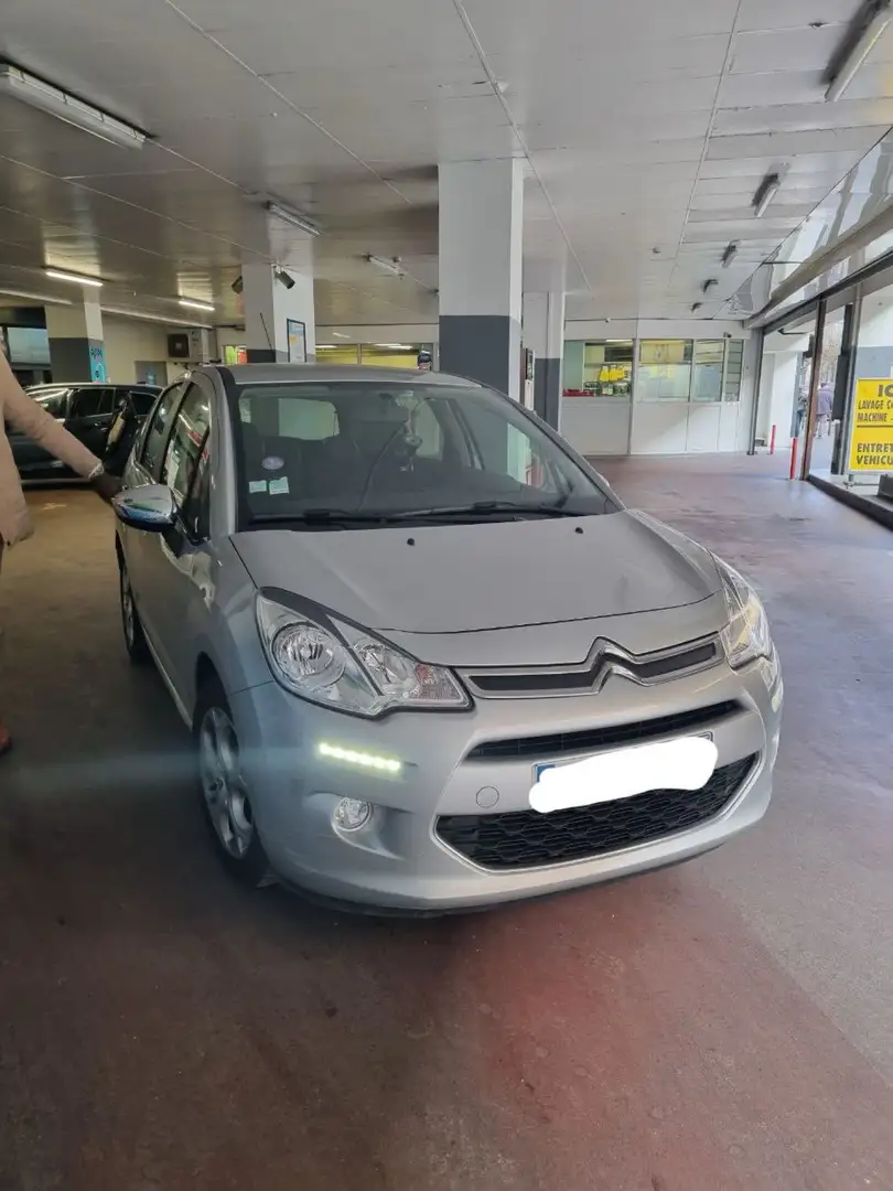 Citroen C3 1.2 PureTech Exclusive Argent - 1