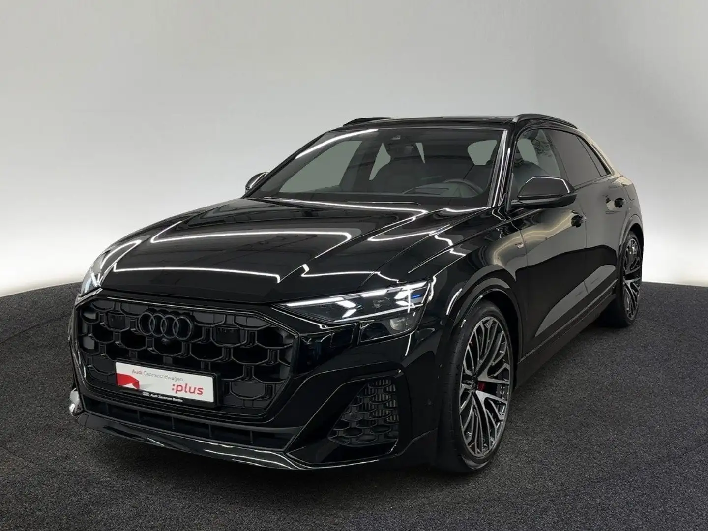 Audi Q8 TFSI e qu.tiptr. AHK HUD PANO MATRIX 360°K Schwarz - 2