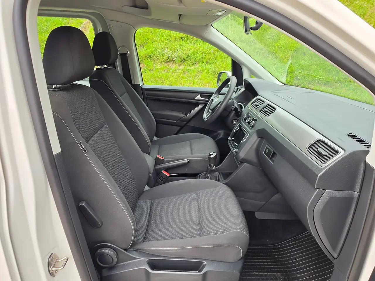 Volkswagen Caddy Trendline – Bild 13