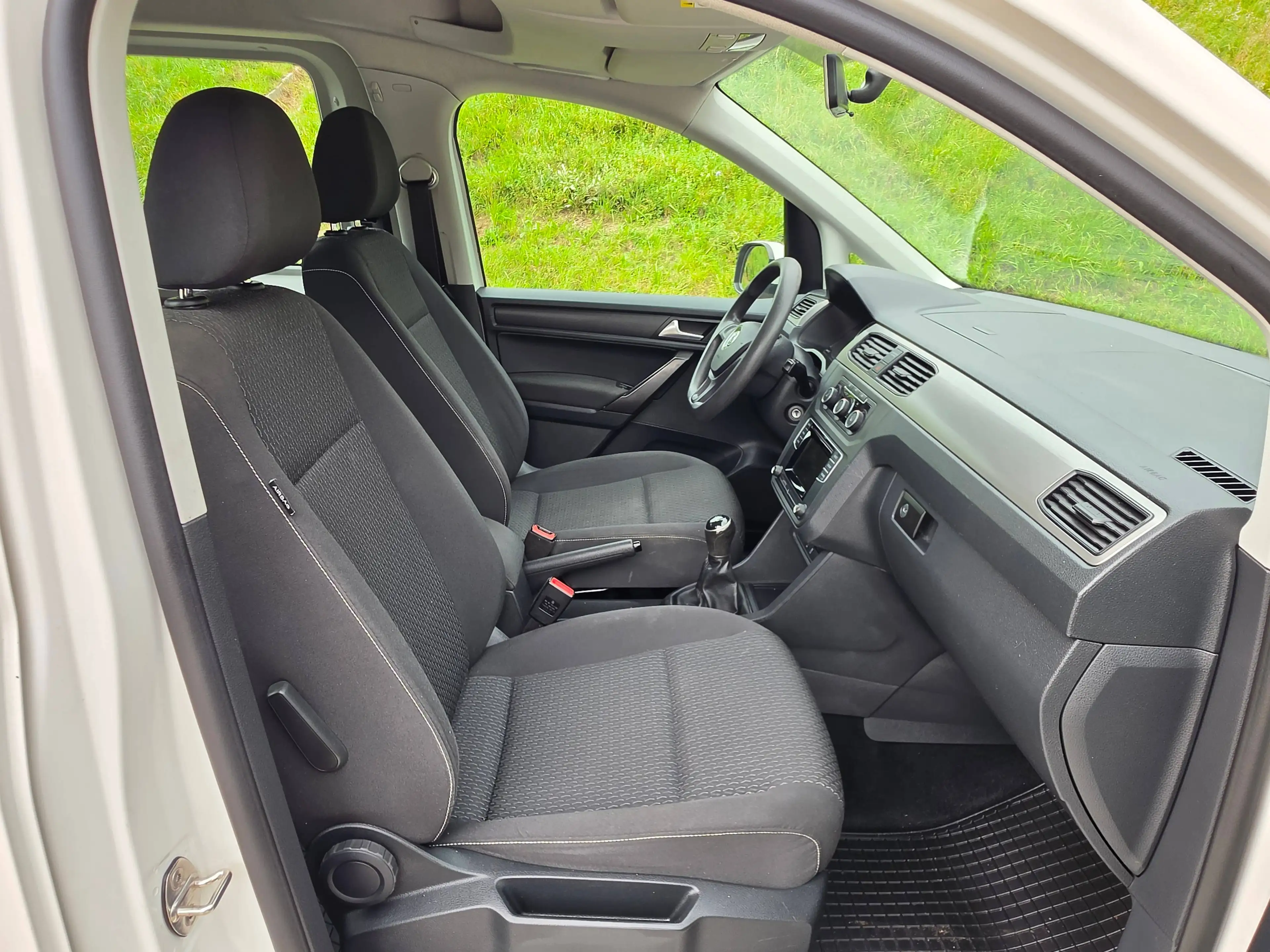 Volkswagen Caddy Trendline* 7 Sitzer* MwSt.* Sitzheizung* Klima* — photo 13