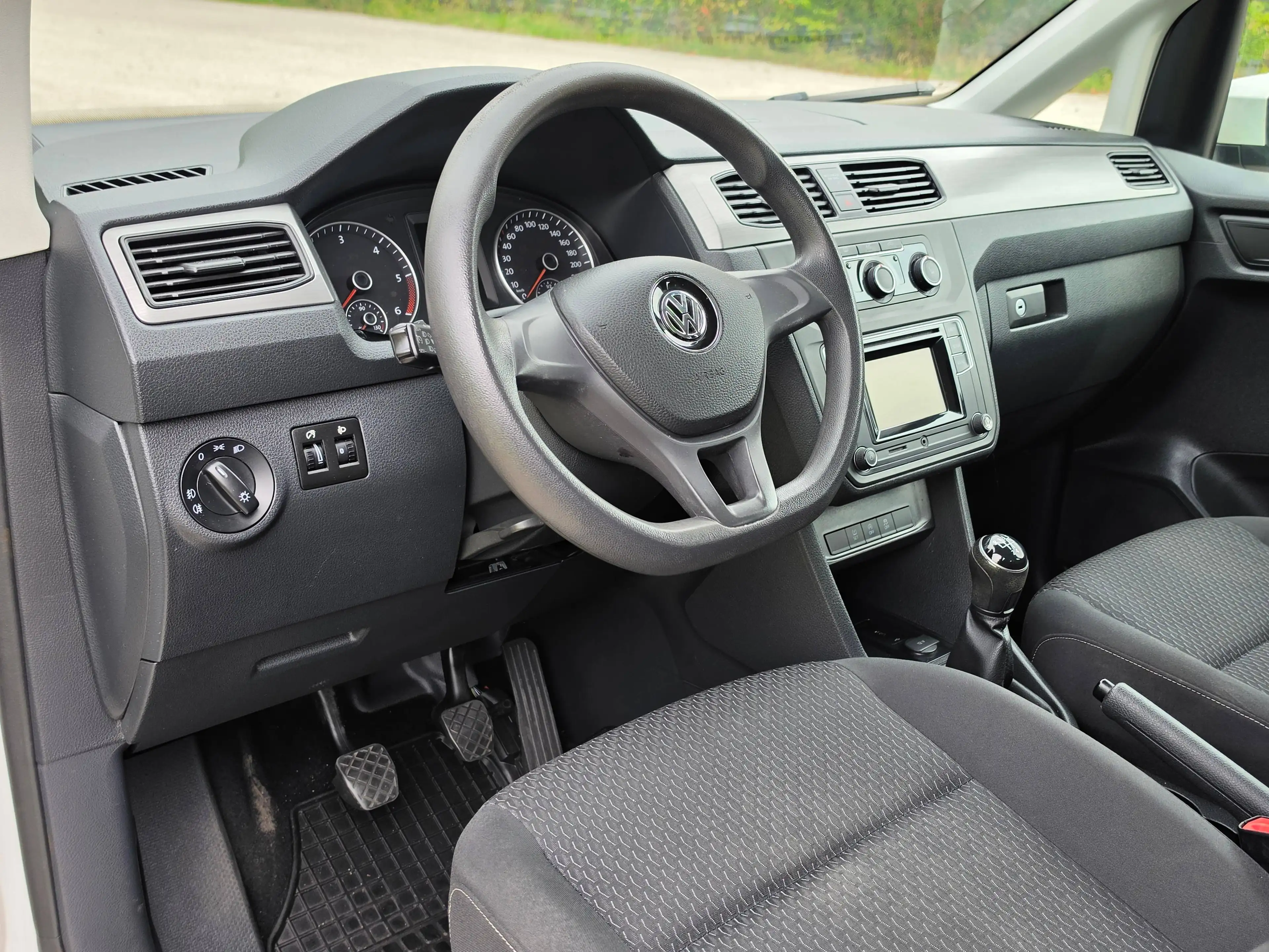 Volkswagen Caddy Trendline* 7 Sitzer* MwSt.* Sitzheizung* Klima* — photo 11
