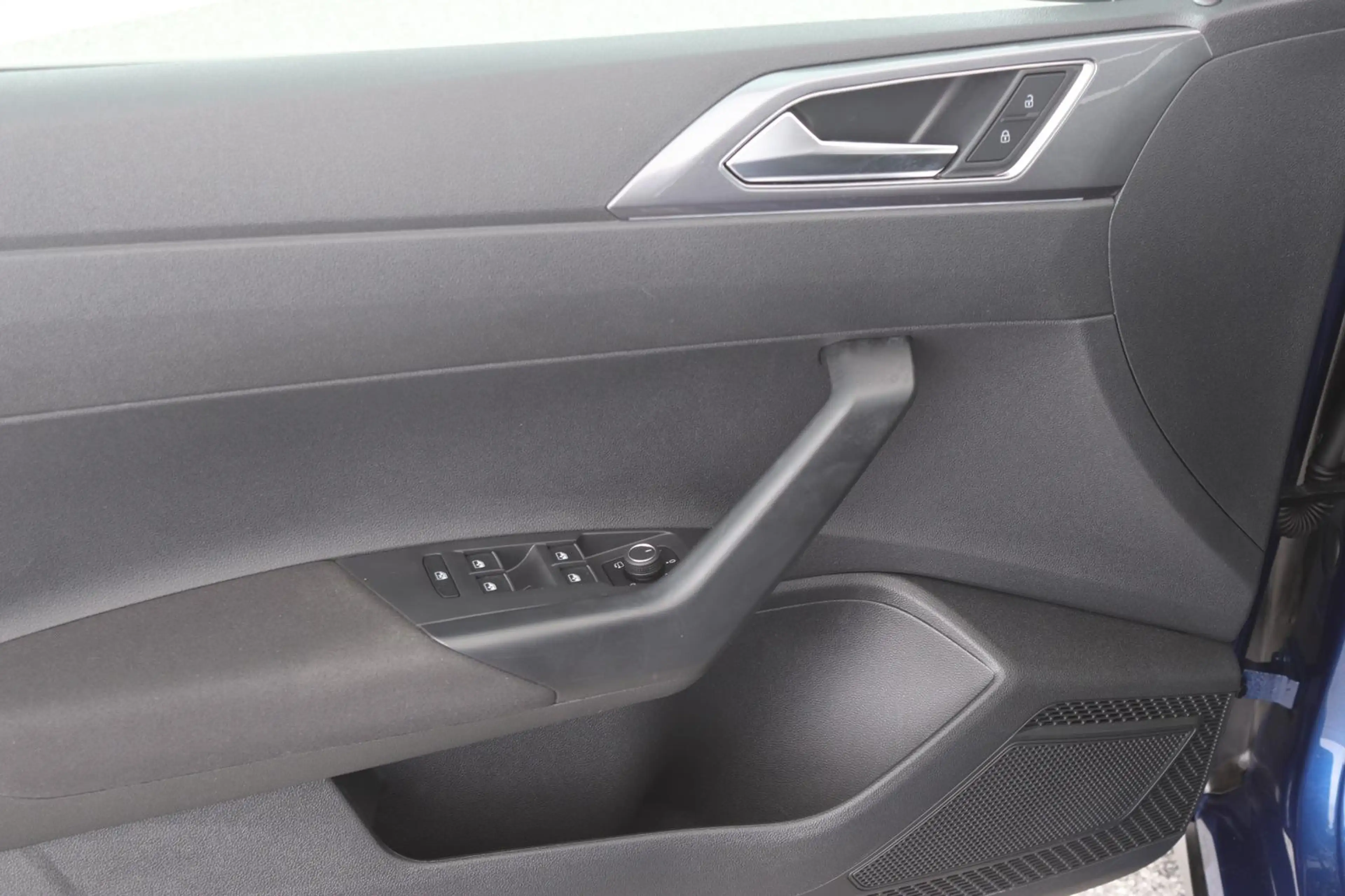 Volkswagen Taigo 1.0 TSI Style IQ.DRIVE DSG LED-MATRIX NAVI VIRTUAL — photo 10