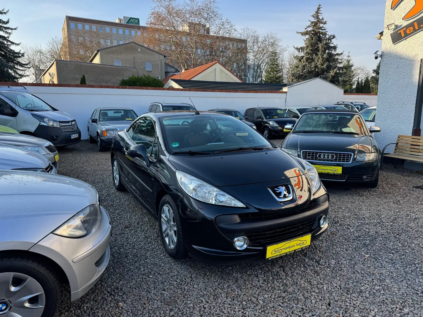 Peugeot 207 CC Cabrio *1.Hand!* Noir - 2