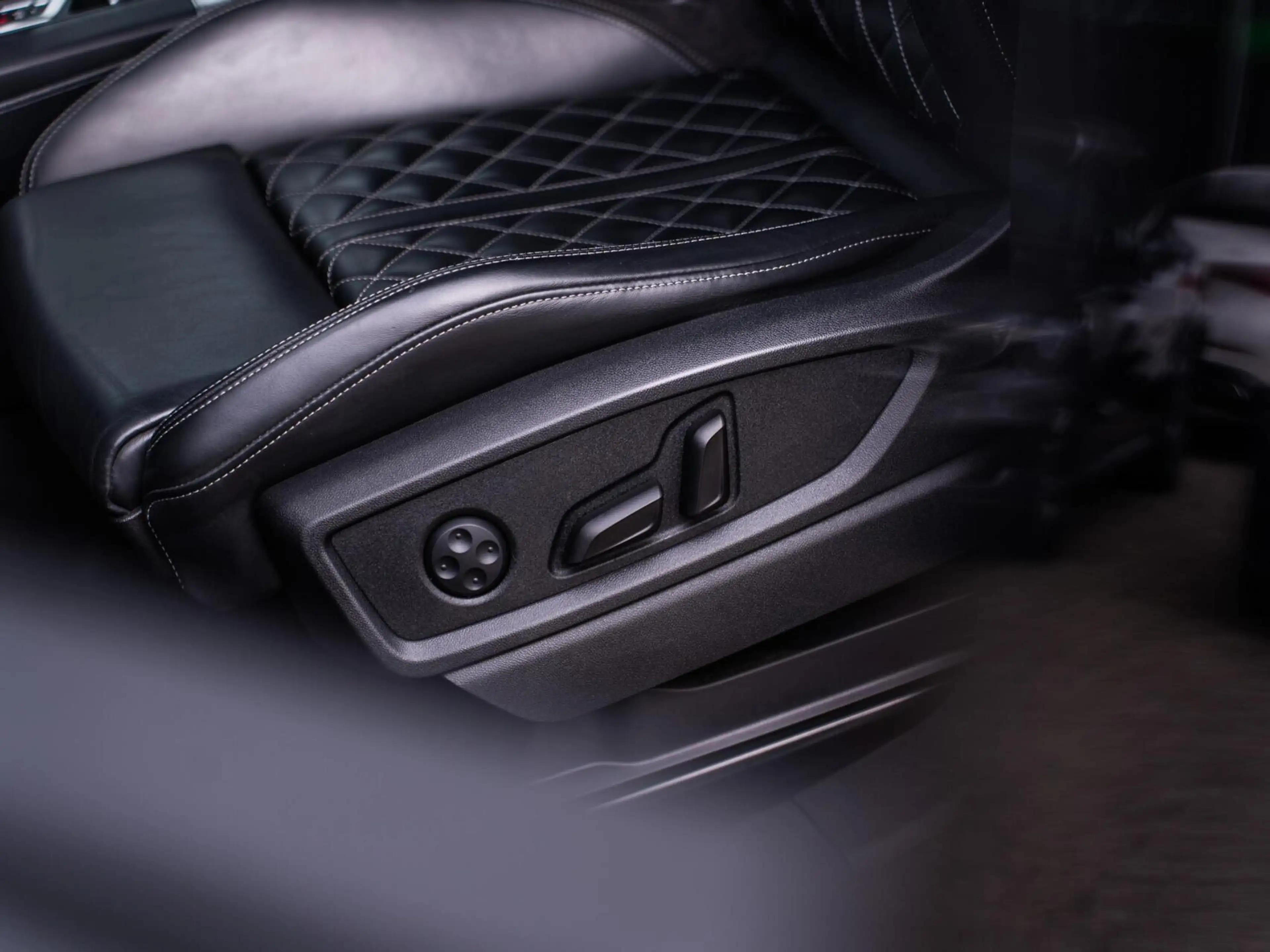 Audi SQ5 3.0 TFSI SQ5 Quattro Pro Line Plus|PANO|B&O|HEAD-U — photo 13