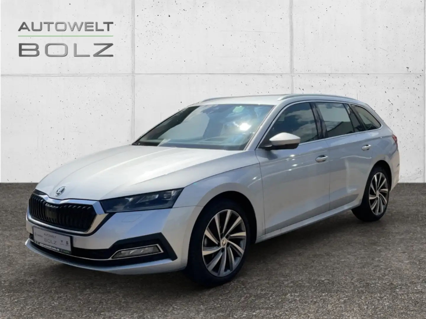 Skoda Octavia Combi Style 2.0 TDI HUD Navi DigiCock Memory Sitze Silber - 1