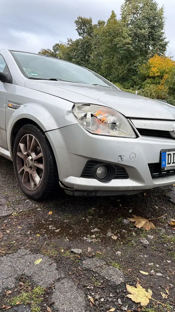 Opel Tigra Twin Top 1.4 Easytronic (Enjoy) - 2