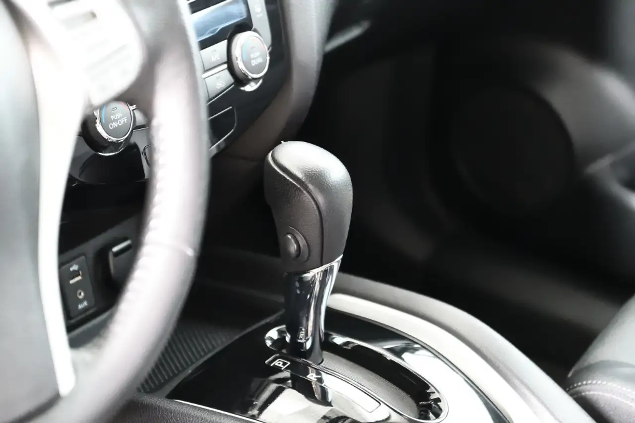 Nissan Rogue photo Nissan Rogue