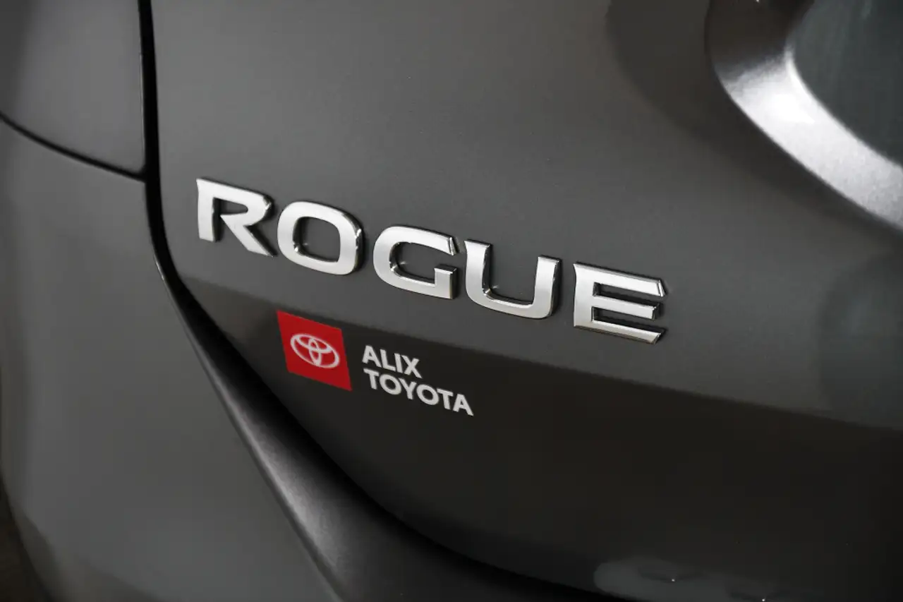 Nissan Rogue photo Nissan Rogue