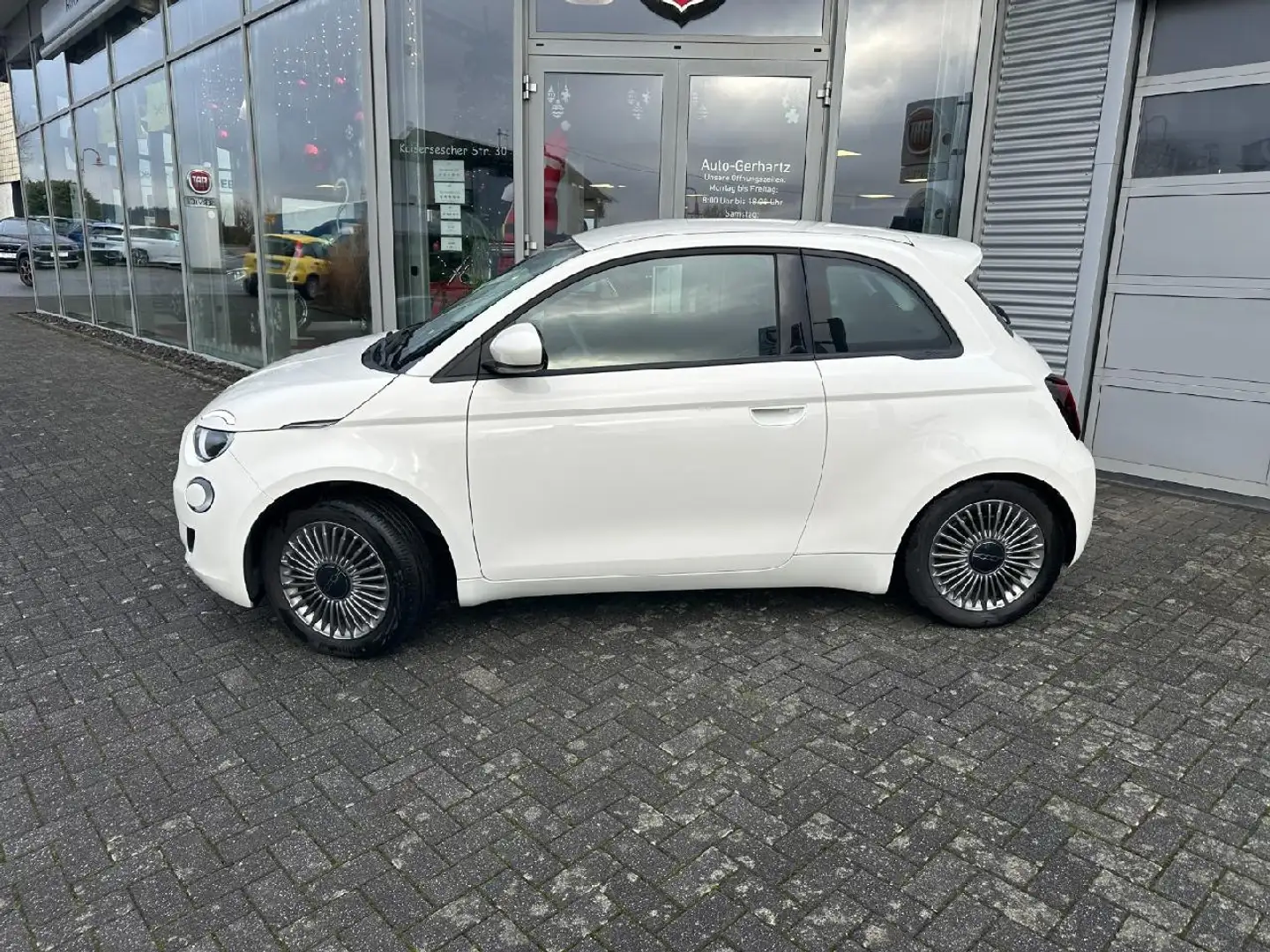 Fiat 500e LED-TAGFAHRLICHT / RADIO / KLIMA Weiß - 2