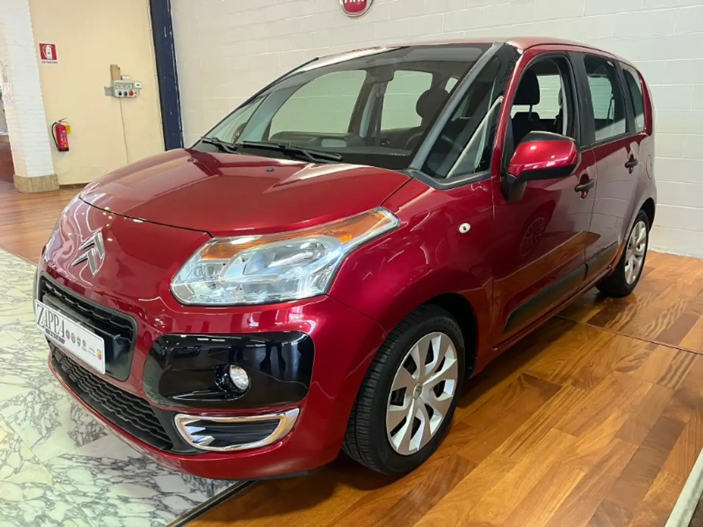 Citroen C3 Picasso 1.4 VTi 95 Perfect Rosso - 1