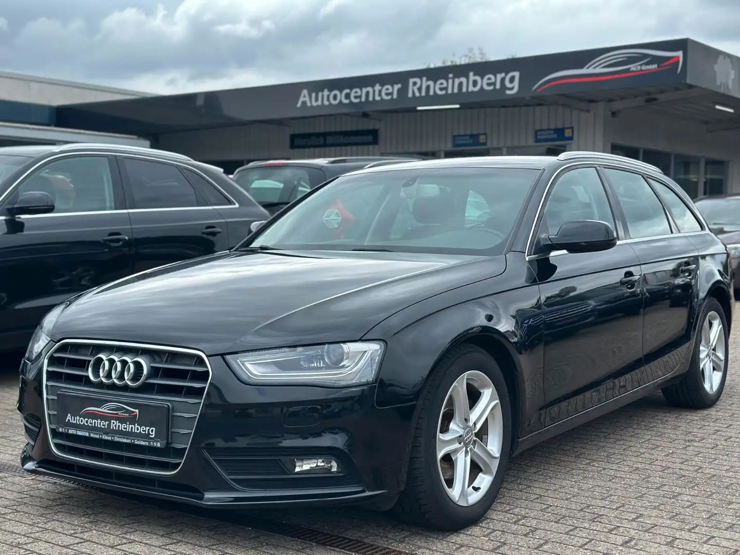 Audi A4 Avant Ambition ultra S-Line Klima Tüv Noir - 1