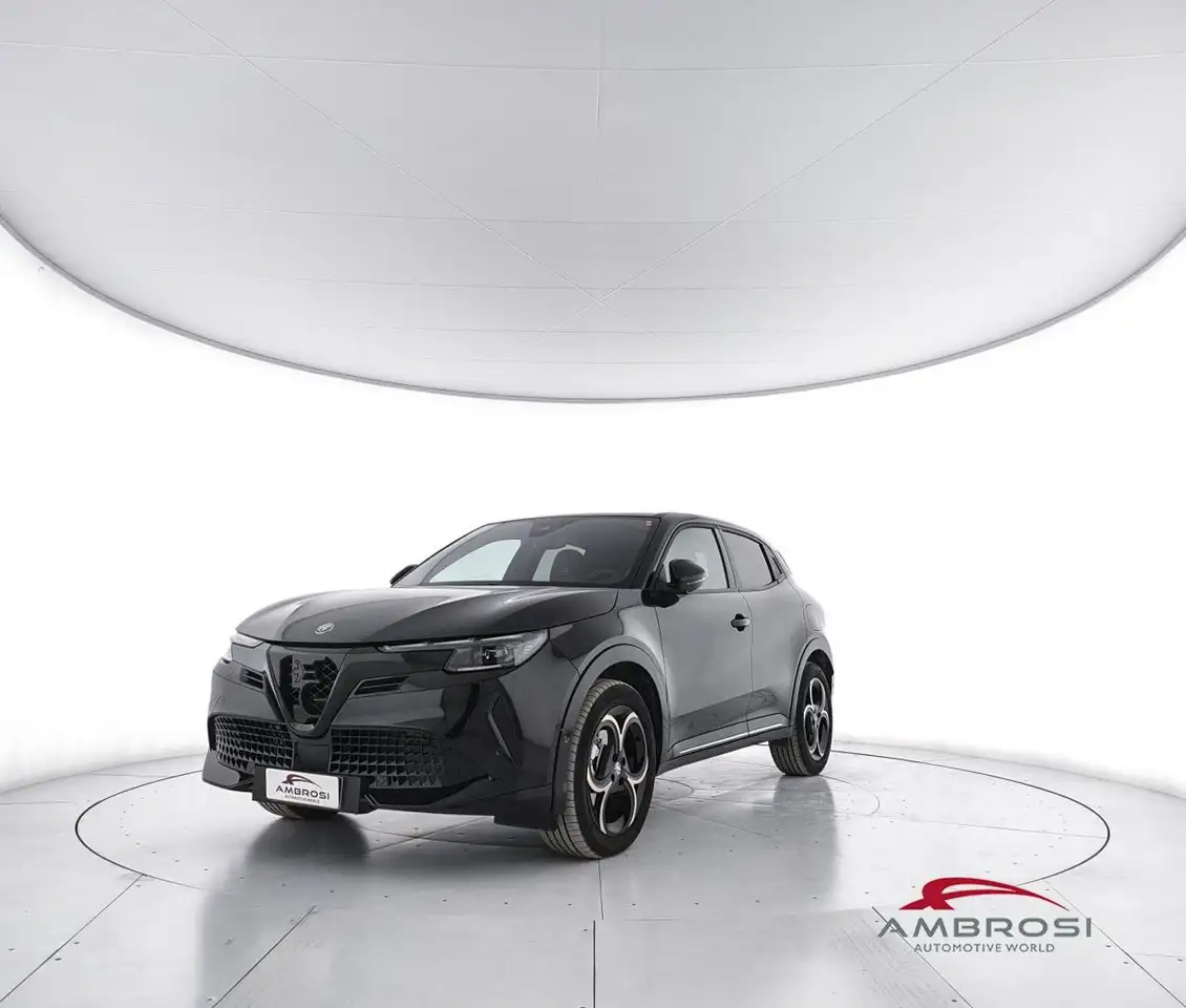 Alfa Romeo Junior 2025