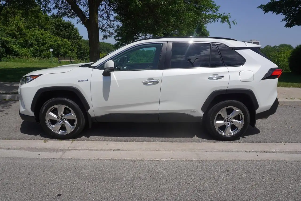 Toyota RAV 4 photo Toyota RAV 4