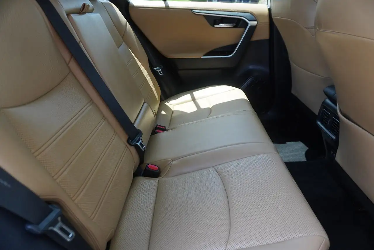Toyota RAV 4 photo Toyota RAV 4