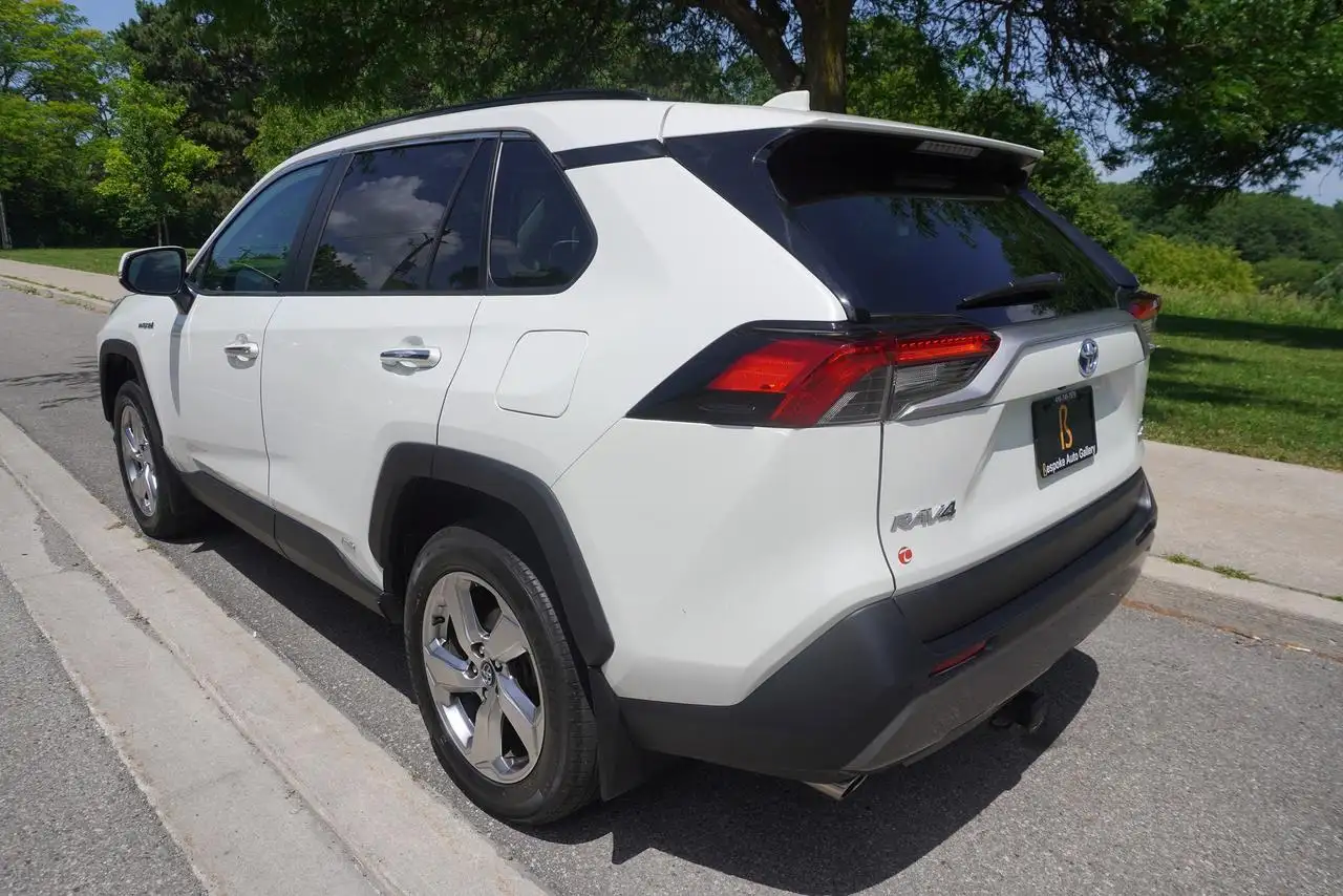 Toyota RAV 4 photo Toyota RAV 4