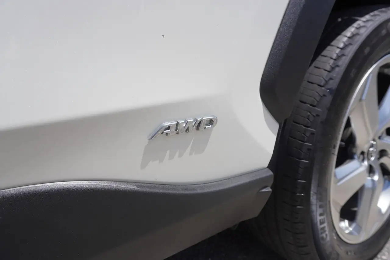 Toyota RAV 4 photo Toyota RAV 4